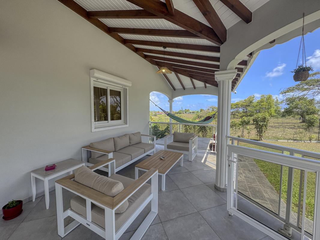 13.Location villa piscine le moule guadeloupe_Terrasse